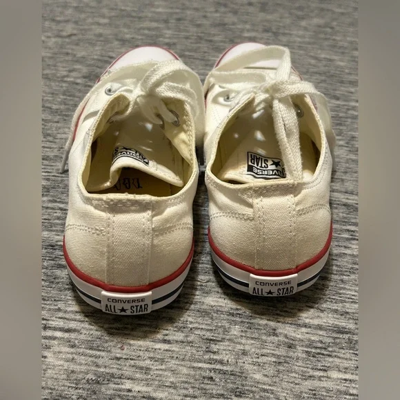 Converse Shoes Ladies Size 6 - Picture 2 of 5